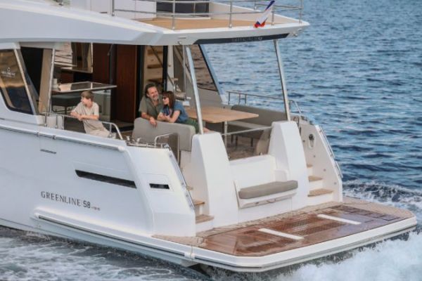 The Greenline 58 Fly Hybrid is truly designed for cruising.